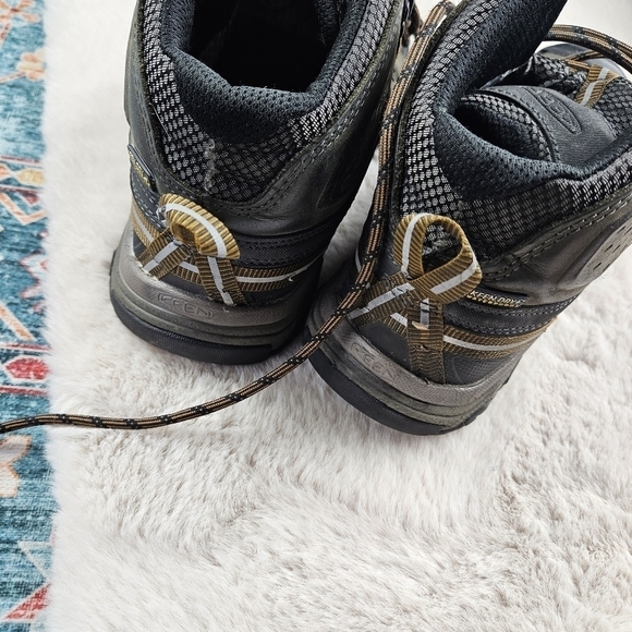 Keen 1017787 Men's TARGHEE III Waterproof Mid Hiking Boots US 8 - Picture 8 of 13